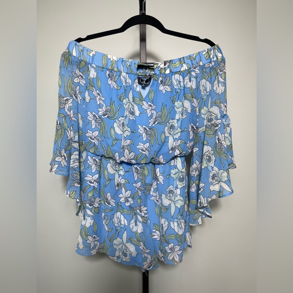 Lulus Stay Sweet Blue Floral Print Chiffon Off Shoulder Romper Size S NWOT - Picture 3 of 6